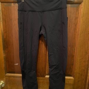 Lululemon leggings size 6. 22 or 23 inch inseam. Black